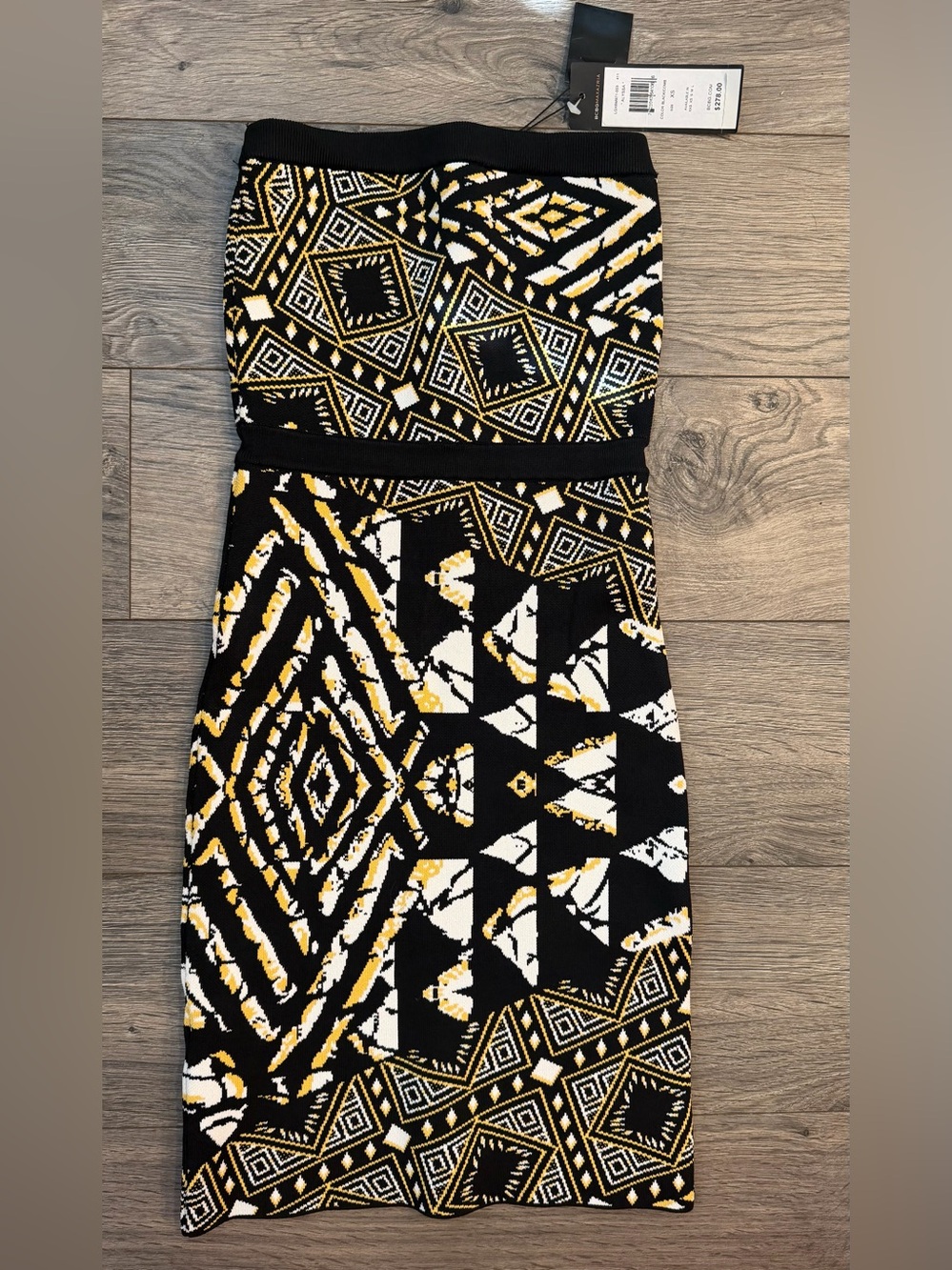 BCBGMAXAZRIA Alyssa Dress XS Black Gold White Geometric Knit NWT $278
